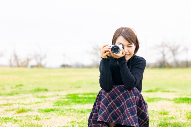 カメラと女性